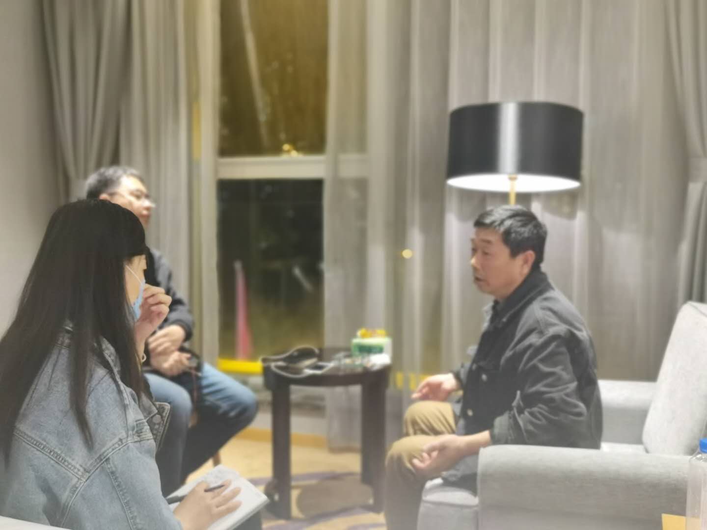 独家专访章莹颖之父章荣高：就怕听别人说“女儿”二字，欠了60多万准备卖房还债，这三年过得“太难了”