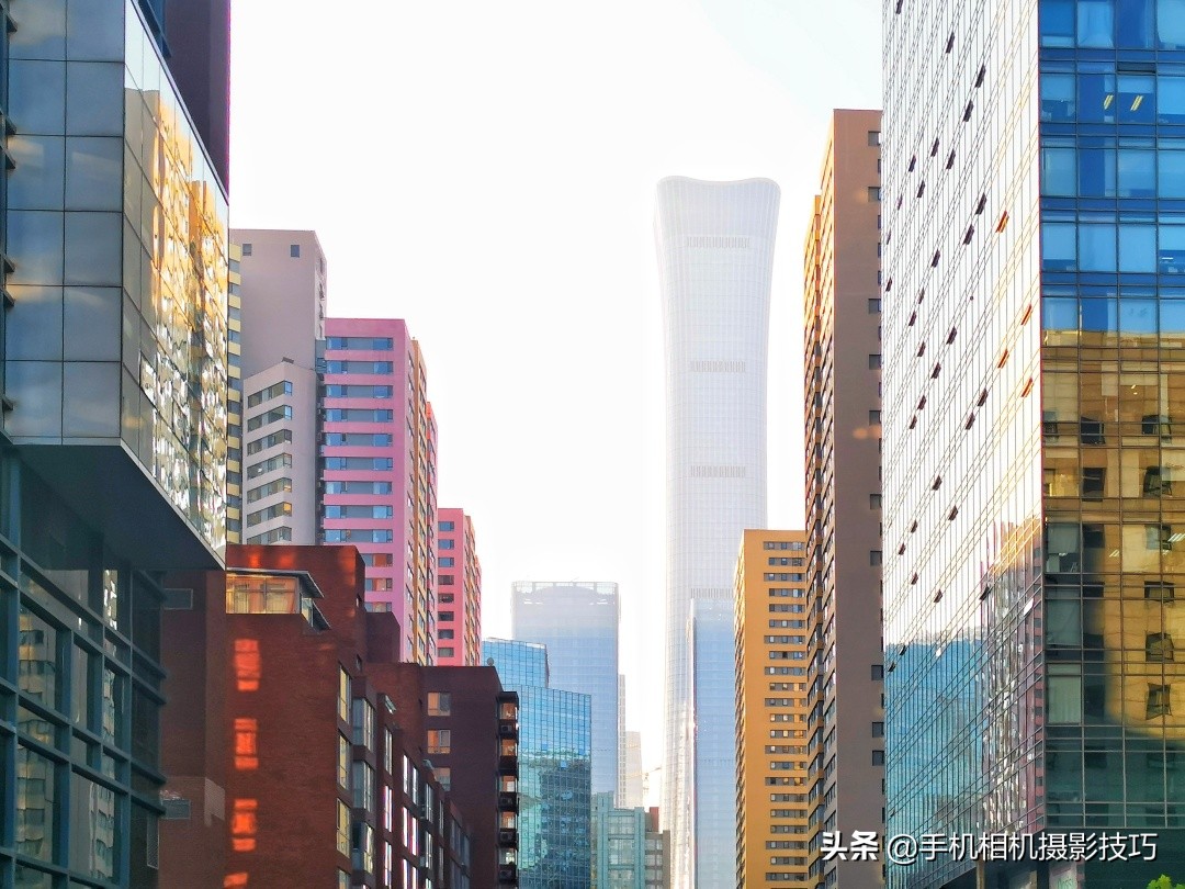 手机外挂长焦镜头真的有效果吗,手机里面的长焦镜头会伸缩吗