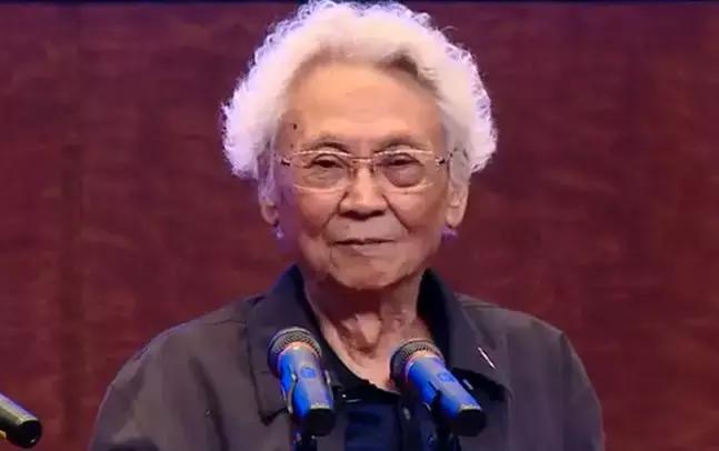 深圳过早成全球经济中心,深圳是靠什么成为特区