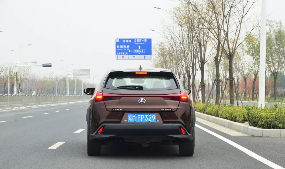 雷克萨斯ux260h试驾多少钱,雷克萨斯ux260h