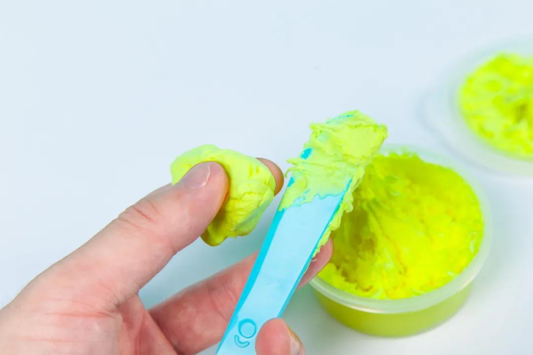 怎么选择安全彩泥,彩泥粘土哪个安全