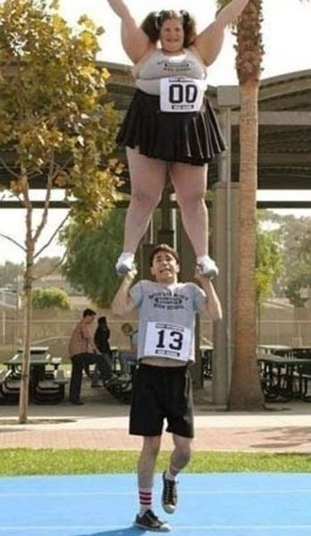 喝水时的搞笑表情包,跑步表情包搞笑图片高清