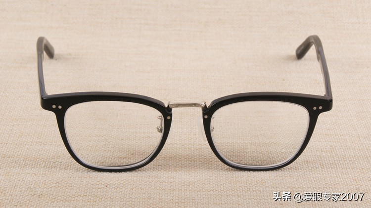 眼镜坏了用哪种胶才能粘好,眼镜坏了修补一下