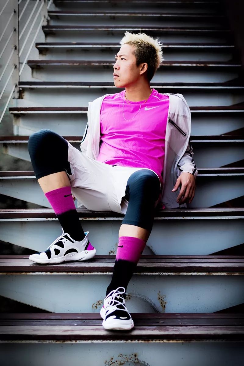 耐克目前最顶级的跑鞋,耐克的一个跑鞋