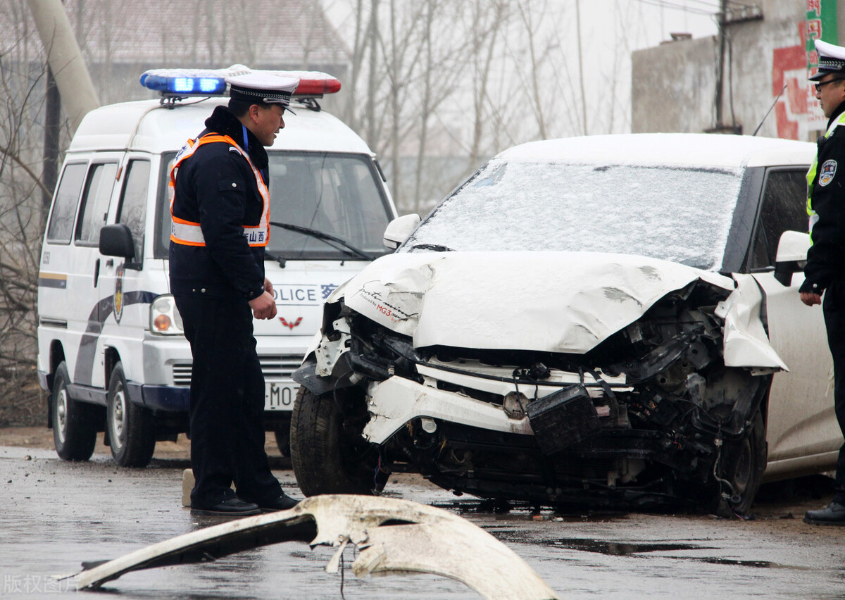 发生交通事故简单的处理流程,发生交通事故后怎么私了