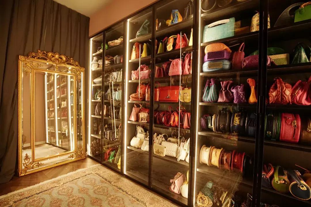 服装设计师的180㎡低调奢华家，超美衣帽间顶一个小户型