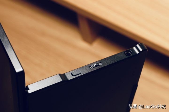 ehomewei13寸便携显示器怎么样,ehomewei便携显示器l13测评