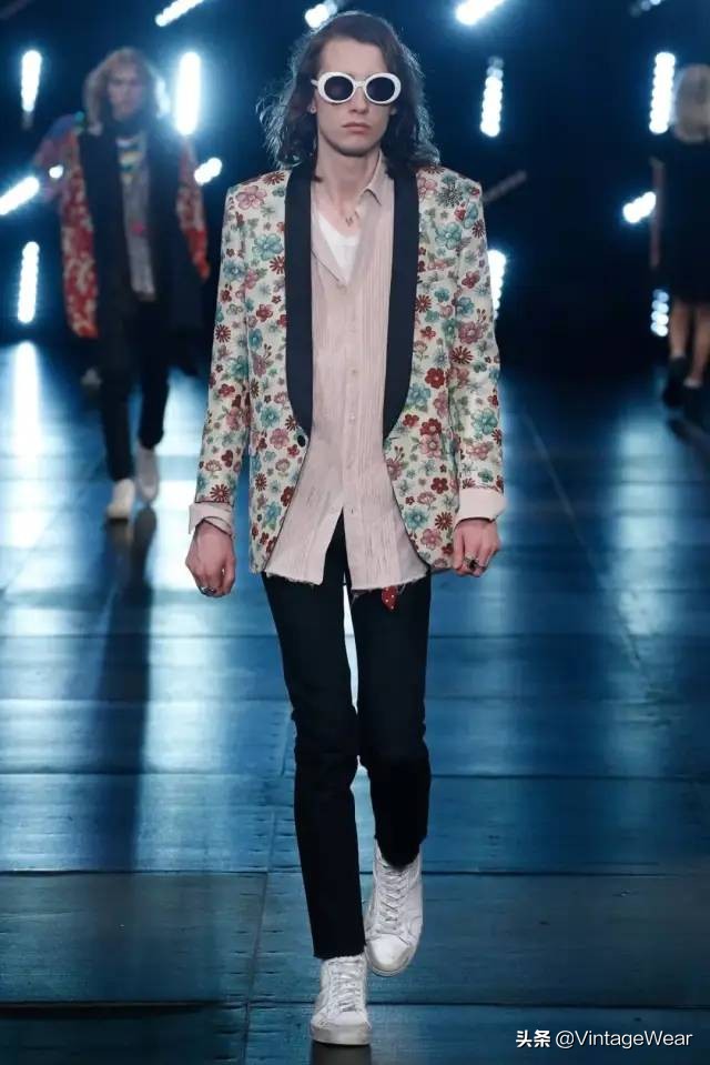 致敬环卫大叔的视频,致敬重金属摇滚