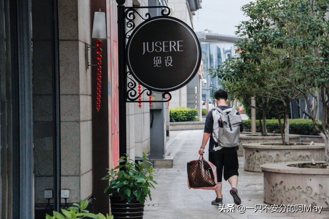 苏州婚纱批发市场哪里好,国内婚纱摄影有哪些门店