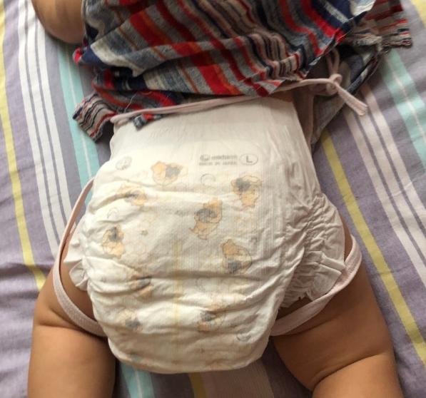 2月龄宝宝喂养护理全指南,2月宝宝打疫苗妈妈需要注意什么