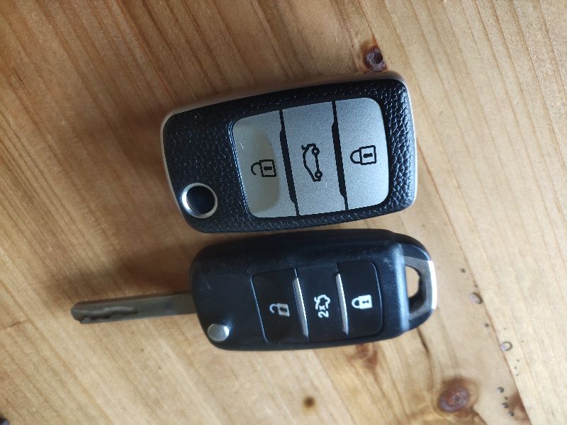 建议自己更换钥匙外壳吗,钥匙保护套怎样更换