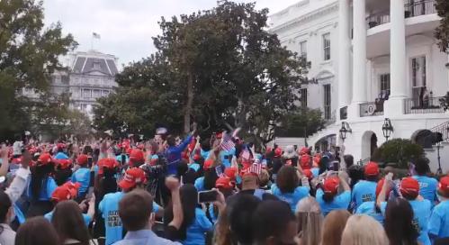 饭圈的极致：美国真的有人愿意为了懂王去死？