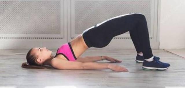 50岁以上的女性和新产后的宝妈，治疗尿*禁失**，学会这2个居家动作