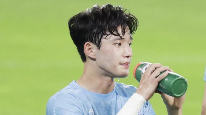 黄旭熙中文被嘲笑,黄旭熙韩国被夸帅