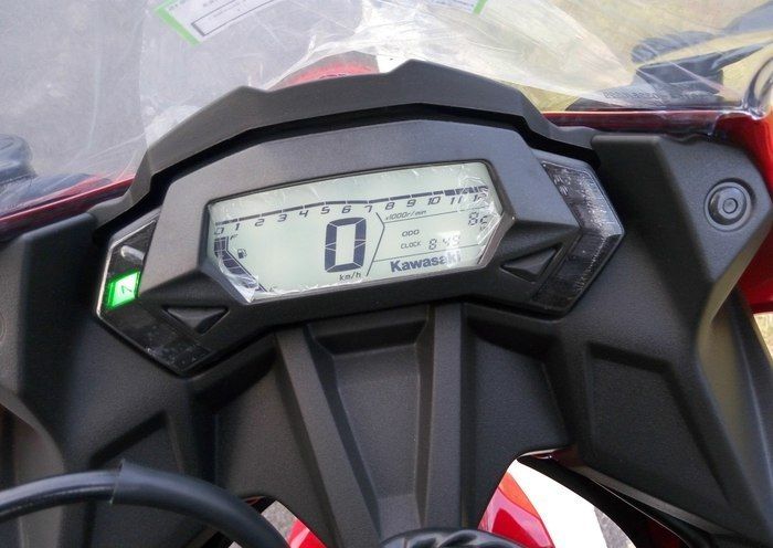 川崎小忍者摩托车官网报价表大全,川崎小忍者250摩托车图片及价格表