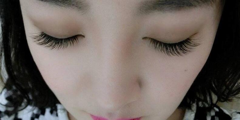 朵毛嫁接睫毛细节教程,嫁接睫毛的效果如何