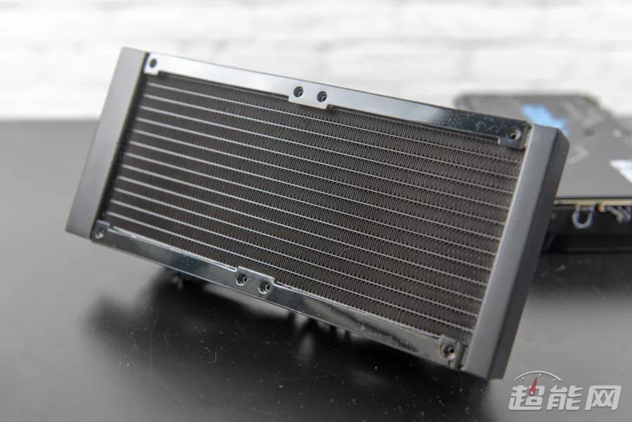 rtx2080ti显卡技嘉,七彩虹rtx2080ti显卡