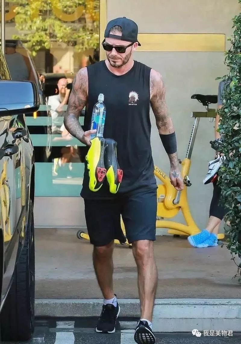 男士健身房练腿部器材,健身房运动装备推荐男