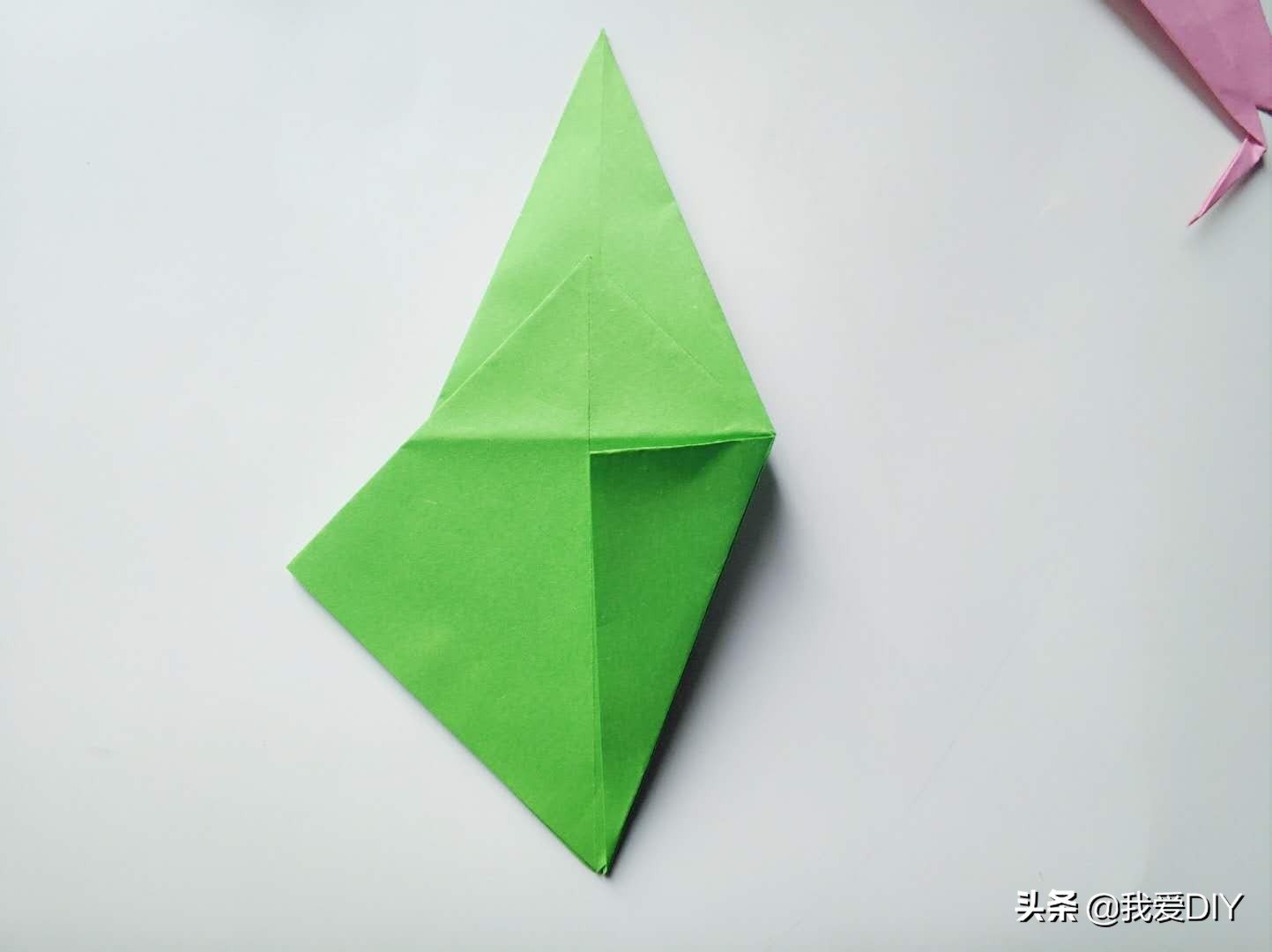 小燕子折纸步骤图解法,小燕子折纸教程简单