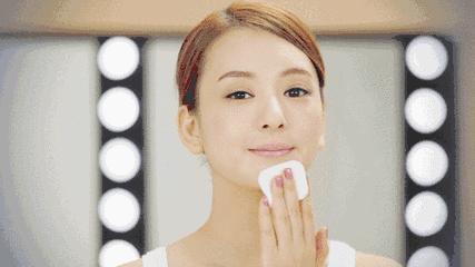 秋冬平价化妆水爽肤水测评,容美泉凝萃水润焕颜套盒怎样用