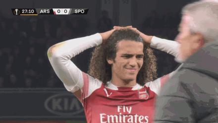 脚裸90度变形！枪手玻璃大将再受重伤，赛季报销恐危及职业生涯