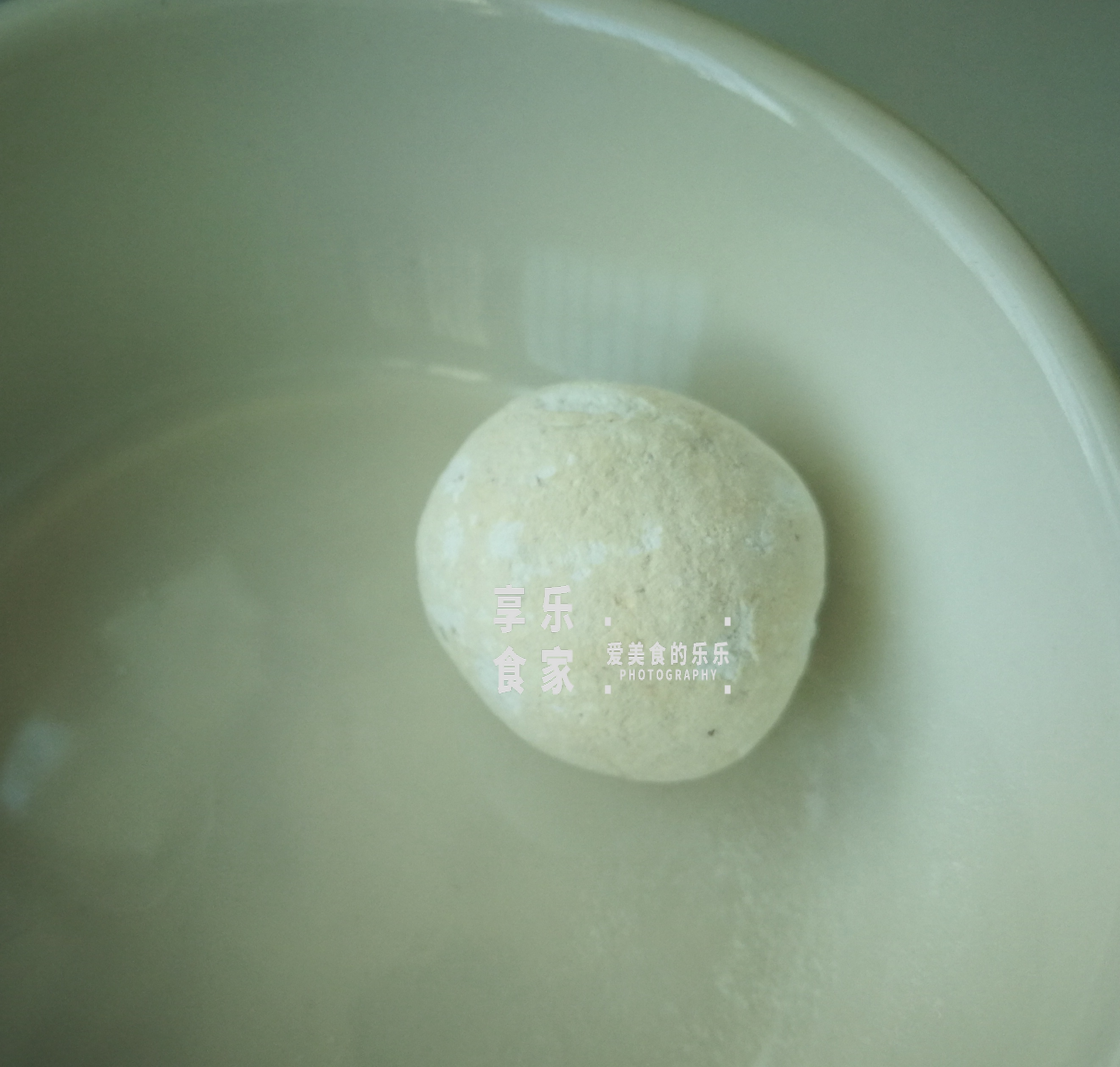 美食米酒酿制方法,自己做的酒酿上面长黑毛还能吃吗