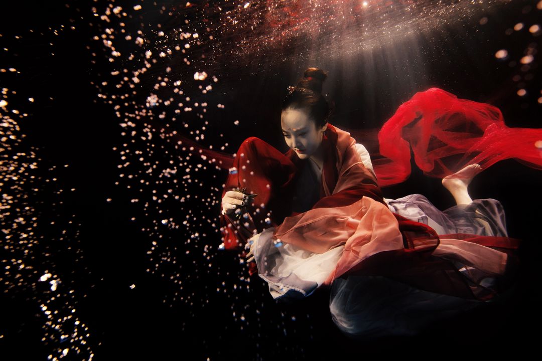 引爆星城!三亚仙气十足的水下摄影来长沙啦~湖南卫视率先取景