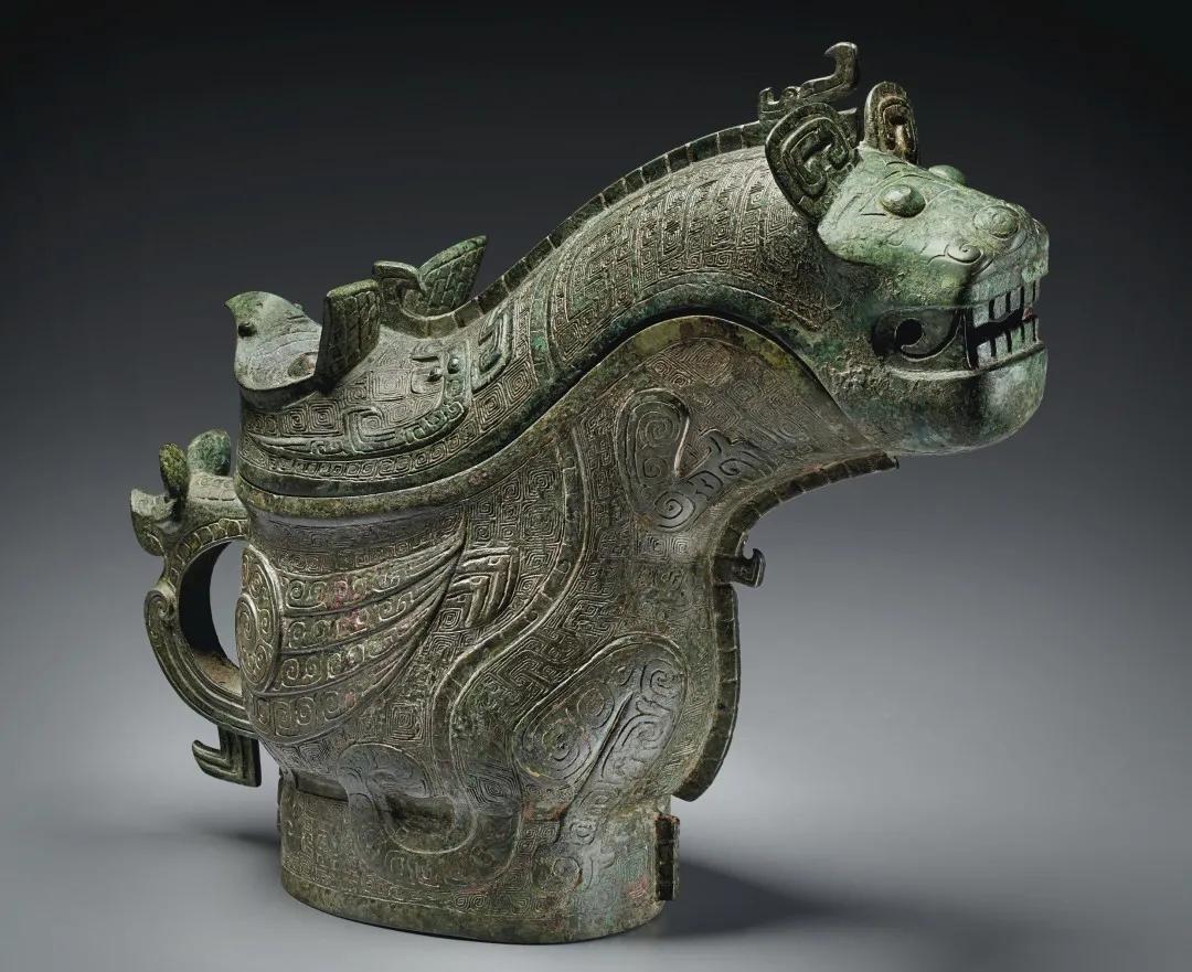 商晚期青铜器龙形觥图文,商代鸟兽纹觥