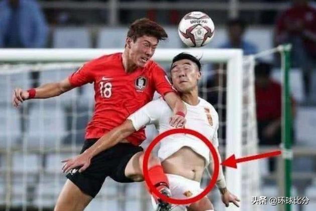 女足脱衣庆祝,女足晒腹肌男足躺枪