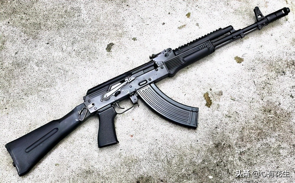 为什么ak47是枪神,为什么ak有人叫阿卡斯