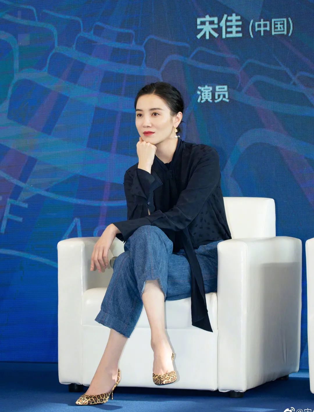 C4N|FLOWER|恣意绽放的秋冬穿衣灵感