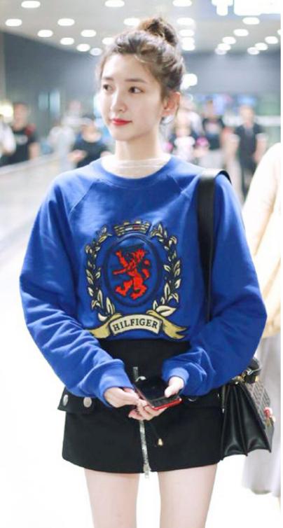 卫衣搭配技巧｜秋季休闲运动风，卫衣就从来没有输过