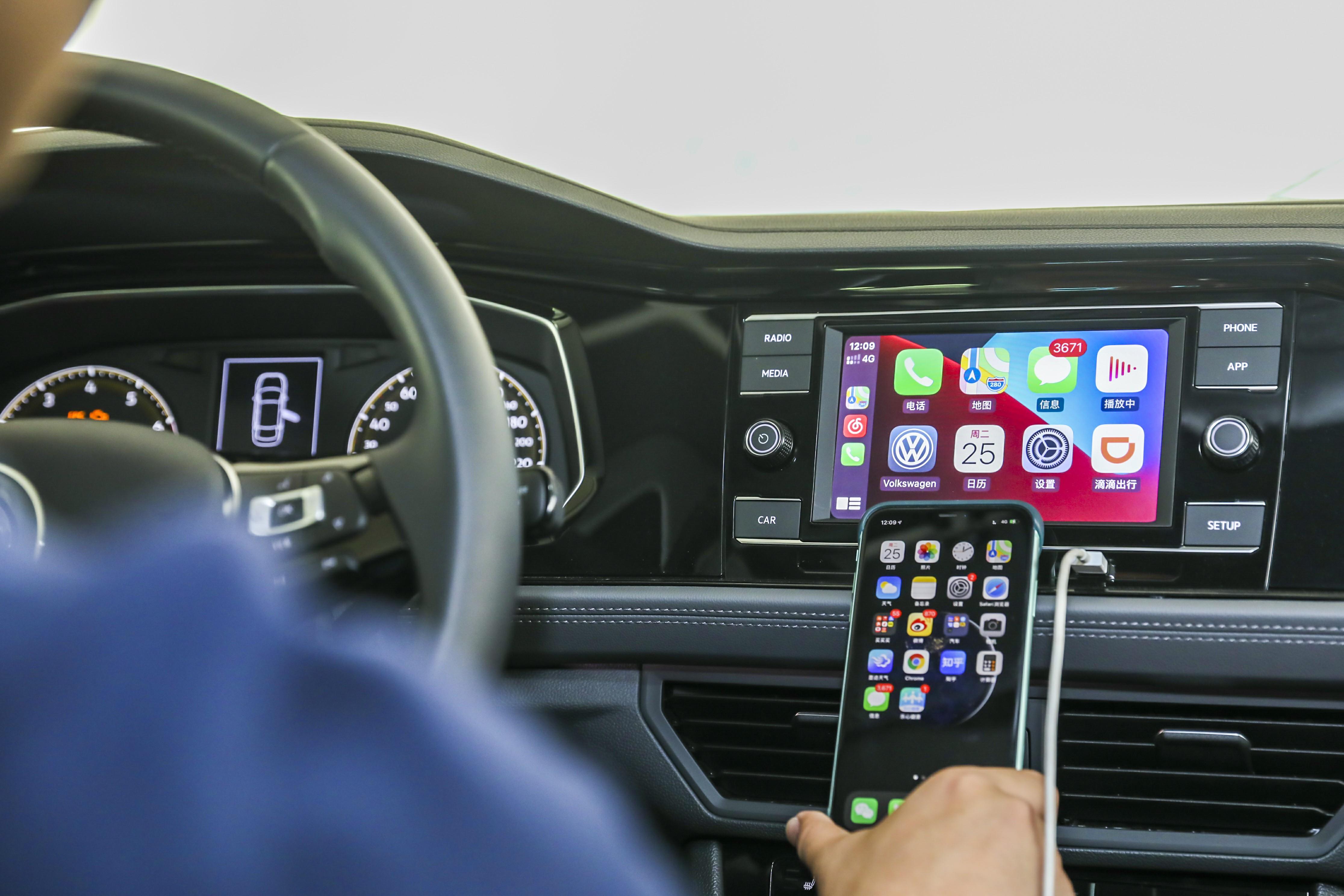 斯柯达明锐1.6和速腾发动机一样吗,斯柯达新明锐和速腾对比