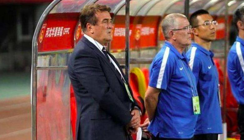 足坛巨匠去世,揭秘世界足坛十大名帅的背后故事