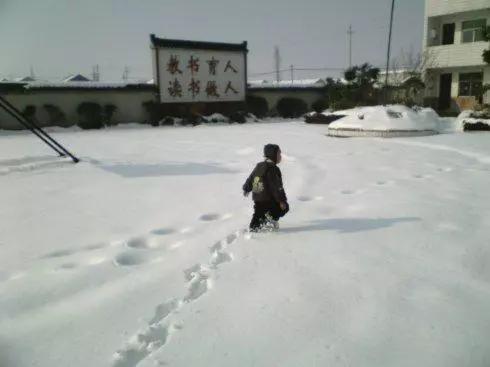 八年级物理压力的作用效果教案,初二实验影响压力作用效果的因素