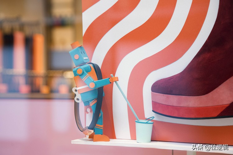 爱马仕橱窗工艺品摆件,爱马仕橱窗主题有哪些