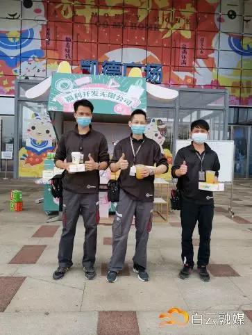 爱心送餐队情暖老人心,爱心送餐温暖防疫一线