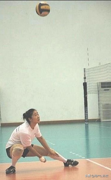 中国女排自由人18号简介,中国女排自由人集锦