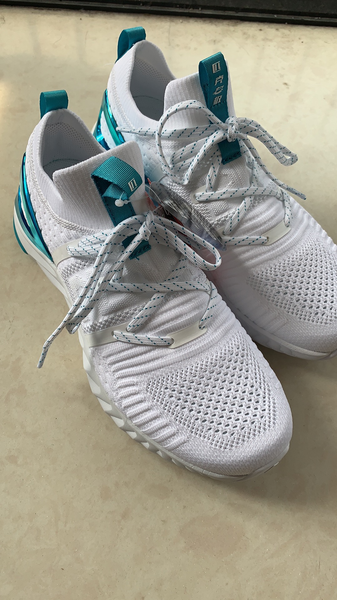 匹克态极跑鞋3.0对比4.0,匹克态极1.0跑鞋测评