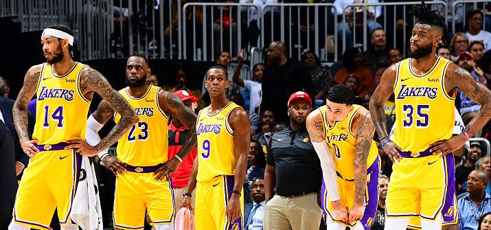 三大悍将复出湖人冲击西部前六,三旬老汉带领湖人登顶