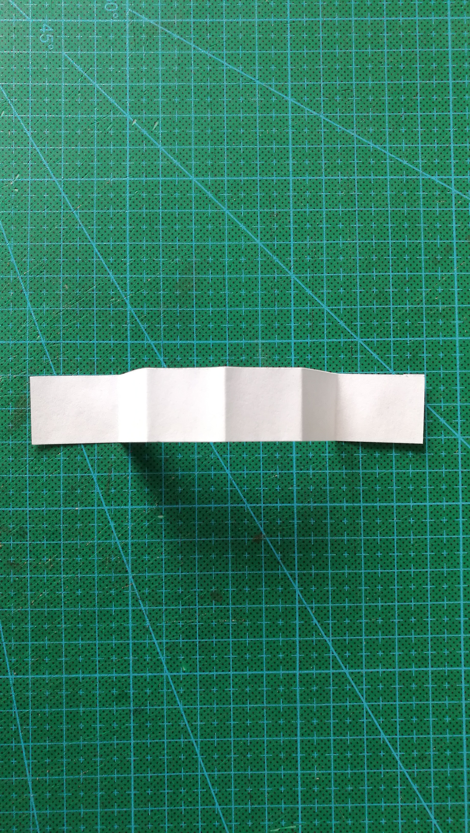 制作可以吹着走的毛毛虫,自己做的拉线毛毛虫玩具