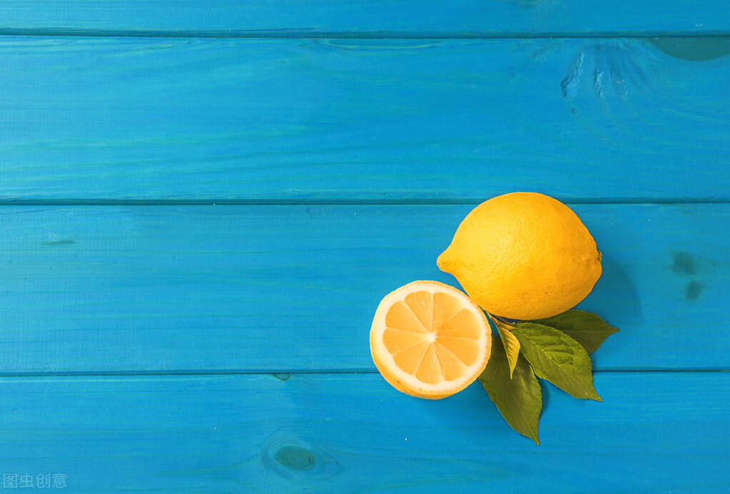 雀斑不多怎么去除女生,雀斑不用钱怎么去掉