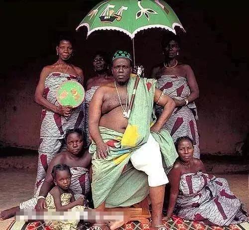 为什么非洲喜欢让中国人当酋长？（以及能娶几个老婆）