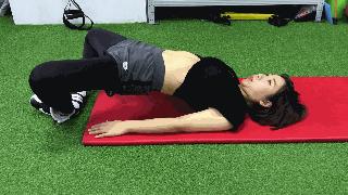 臀部两侧凹陷怎么练臀部,臀部扁平真的可以练翘臀吗