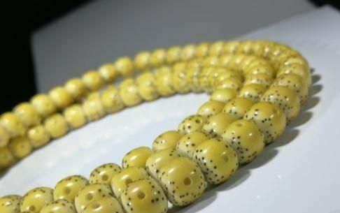 文玩什么饰品好看男生佩戴,适合男士佩戴的文玩有哪些