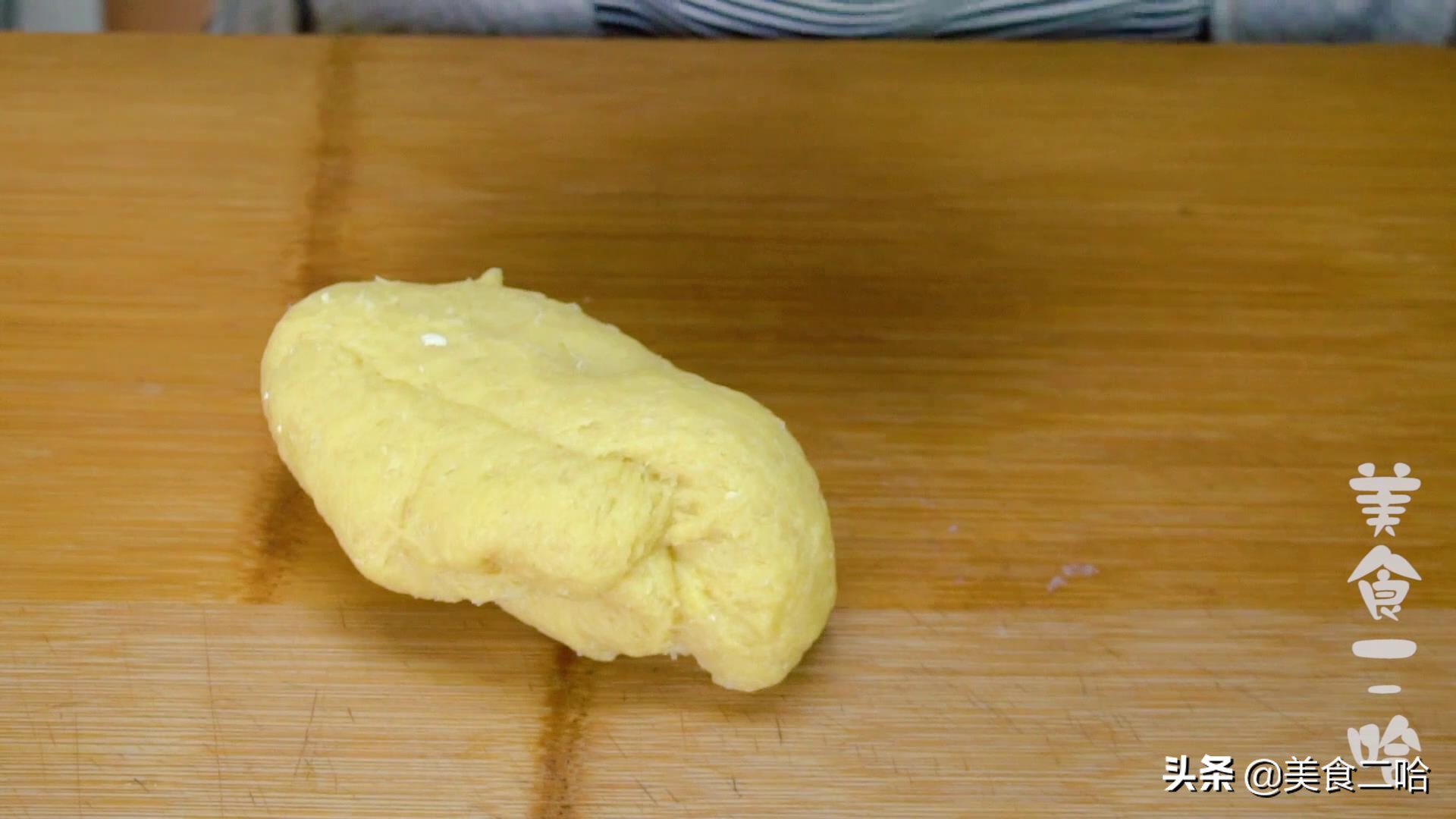 怎么用电饭煲做面包100%成功,电饭煲面包怎么做才松软好吃视频