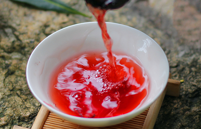 泡果酒的酒度数一般选多少的,哪种香型的酒适合泡果酒