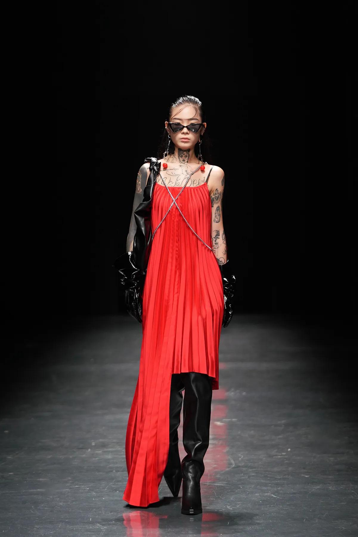 2020FWN-one至暗时刻“黎明底线”