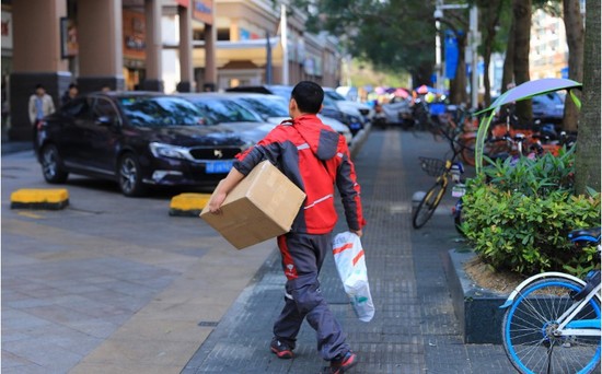 刘强东打广告,刘强东打王牌的视频