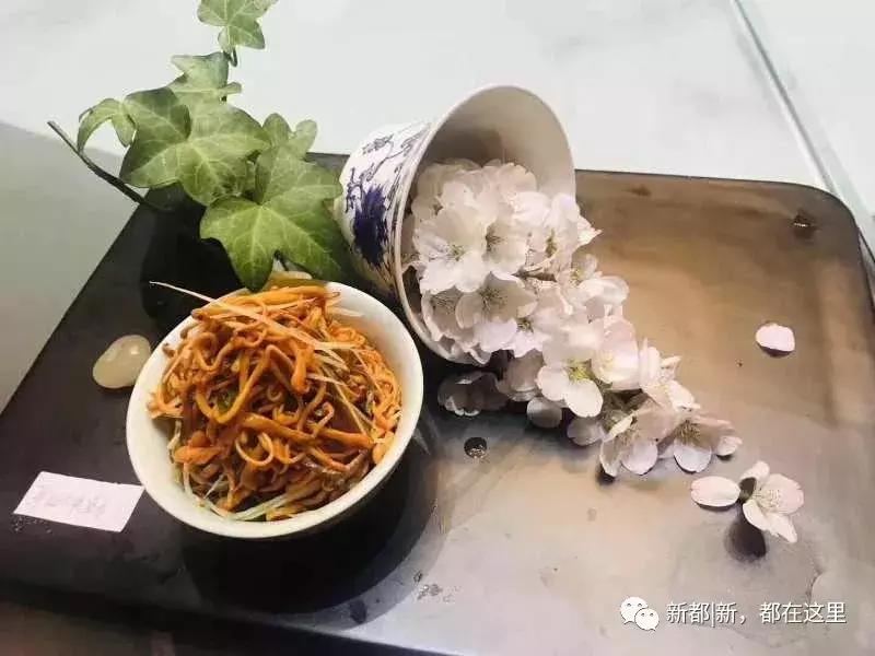 别样馫味！新都天府沸腾小镇，麻辣盛宴等你打卡